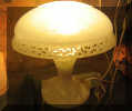 lampada_a_cappello_traforo_grande.jpg (25392 byte)